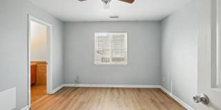 Updated Home in Sunnyside! Gallery 17