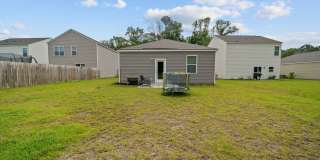 Spacious 4-Bedroom Home Near Fort Stewart with Open Floor Plan & Large Backyard Spacious 4-Bedroom Home Near Fort Stewart with Open Floor Plan & Large Backyard Gallery 43