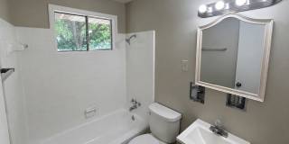 1050 Dora Cv -- Half Off First Month's Rent! Gallery 7