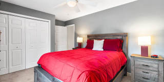 700 N Surrey Ave Gallery 32