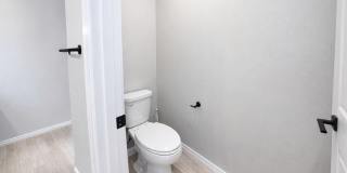 SOUTHRIDGE HOME! Modern Comfort Meets Everyday Convenience! Gallery 20