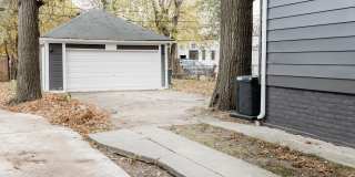 150 E Woodland St Gallery 16