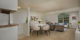 Seneca Club Apartments Gallery 2