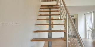 6884 N Kendall Dr Gallery 40