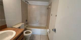 1024 Twin Lakes Dr Gallery 8