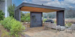 Welcome to 2737 Shenandoah Ave – a modern townhome for rent in Charlotte located in the highly sought-after Chantilly neighborhood Gallery 32