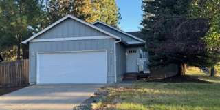 Single level home SW Bend Gallery 1