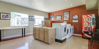 Las Brisas Apartments Gallery 11