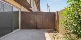 Fully Remodeled South Tempe 3BR Townhome w/ Private Yard, W/D & Parking Gallery 18