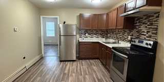 79 Brook Street Gallery 3