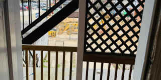 2nd Floor 1 Bedroom West End of York City Gallery 10