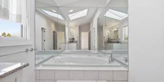 8 Jackson Court Gallery 43