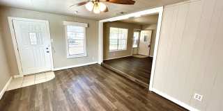 *COMING SOON* Cozy & Convenient – 3 Bedroom Home Near Shopping & Highways! Gallery 11