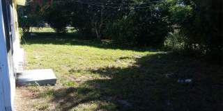 3 Bed 1 Bath Home | Pet Friendly | Fenced Yard | Washer Dryer Hook Ups | Section 8 Welcomed Gallery 6