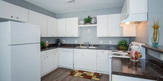 Catalina Village Apartment Homes Gallery 9