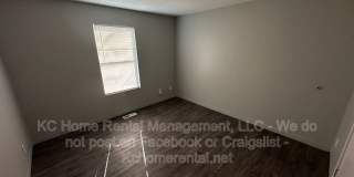 1525 Jackson Ave. Gallery 13