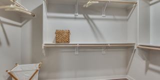 Jovia Gallery 21