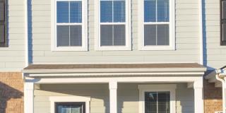 Newer Beautiful 3 Bed 2.5 Bath! Gallery 1