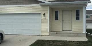 3 Bed 2 Bath Twin home Gallery 3