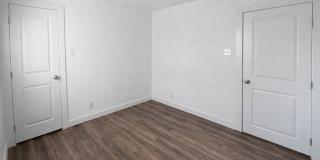 1411 lamar Gallery 6