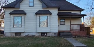 1102 Baltimore Street Gallery 1