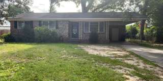 3 Bedroom in College Park Gallery 1