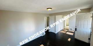 Cozy 2 Bed / 1 Bath Gallery 1