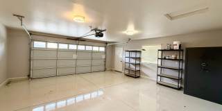 Charming 3 Bedroom Home with Fruit Trees and Outdoor Oasis Gallery 6