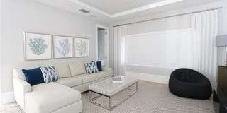 675 2nd St S Gallery 21