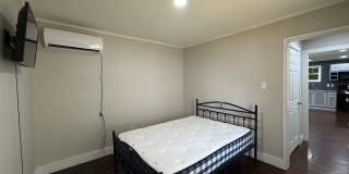 Downtown Living- Prime 1-Bed Unit for Just $900/Mo! Gallery 5