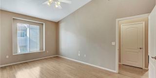 2305 W Horizon Ridge Parkway Gallery 21