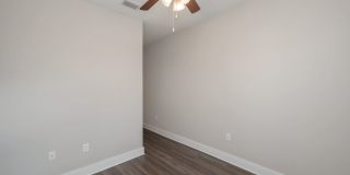 Spacious 3 Bedroom Townhouse with Community Pool! Gallery 25