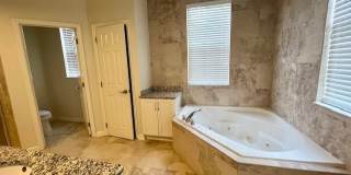 1100 Lutyens Ln Gallery 22