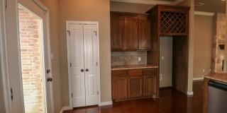 Available Now: 4 bedroom house Gallery 8