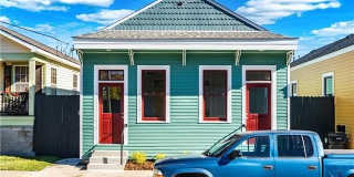 8611 GREEN Street Gallery 1
