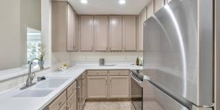 Beautifully Updated 2-Bed, 2-Bath Condo in Serene San Ramon Setting Gallery 4
