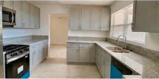 3252 Golfview Road Gallery 6