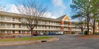 Newport News - Oyster Point Gallery 4