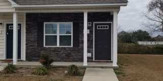 2 bedroom, 2.5 bath end unit unfurnished townhouse in Sneads Ferry Justice Farm Townhome community Gallery 1