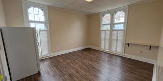 Apartment located inside beautiful historcal home in Lynchburg! Gallery 5