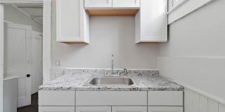 Freshly Renovated 4 Bedroom Home Gallery 23