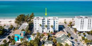Fully Furnished Beach Escape – Gulf Views & Coastal Vibes 2 Beds | 2 Bath Gallery 1