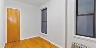 796 Ninth Avenue Gallery 5