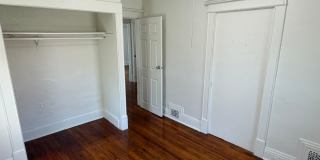 2523 Jones St Gallery 17