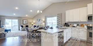 6613 Jasmine Ave S Gallery 1