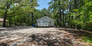Charming 2 Bedroom Home, close to USC & located on a Large Lot! Gallery 35