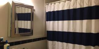 Huge 4 bed unit for the upcoming school year! Gallery 5