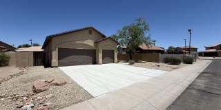 3-bedroom plus den 2-bathroom, 3 car garage! Spacious Backyard! Gallery 1