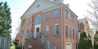 Charming 3-Bedroom Townhome in Sought-After Travilah Crest! Gallery 1