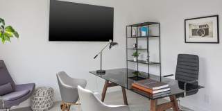 211 Veteran Ave Gallery 36